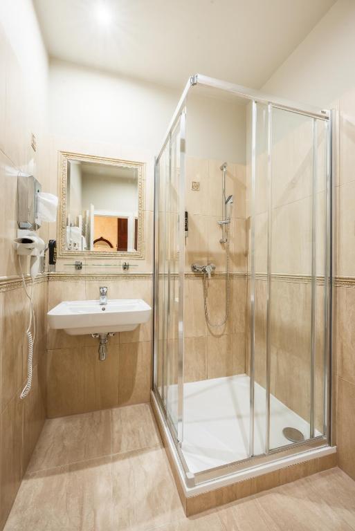 Koupelna v ubytování Hotel Plumlov