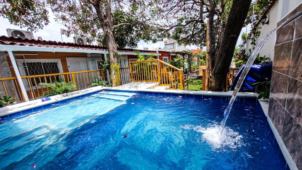 Bazén v ubytování Guajira House nebo v jeho okolí
