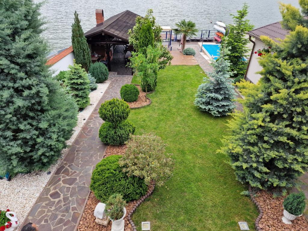 Zahrada ubytování Casa Andrei