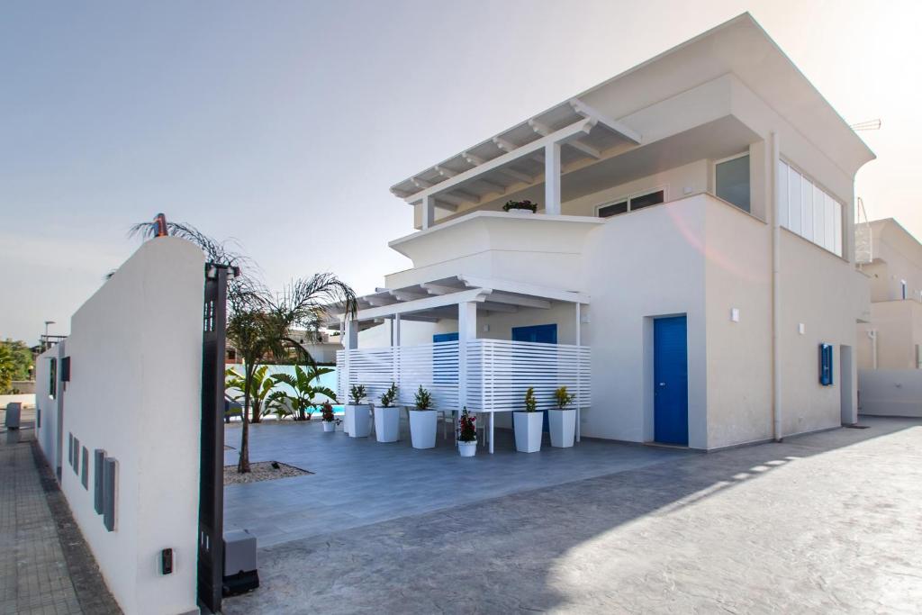 Onda Bianca Luxury Apartments