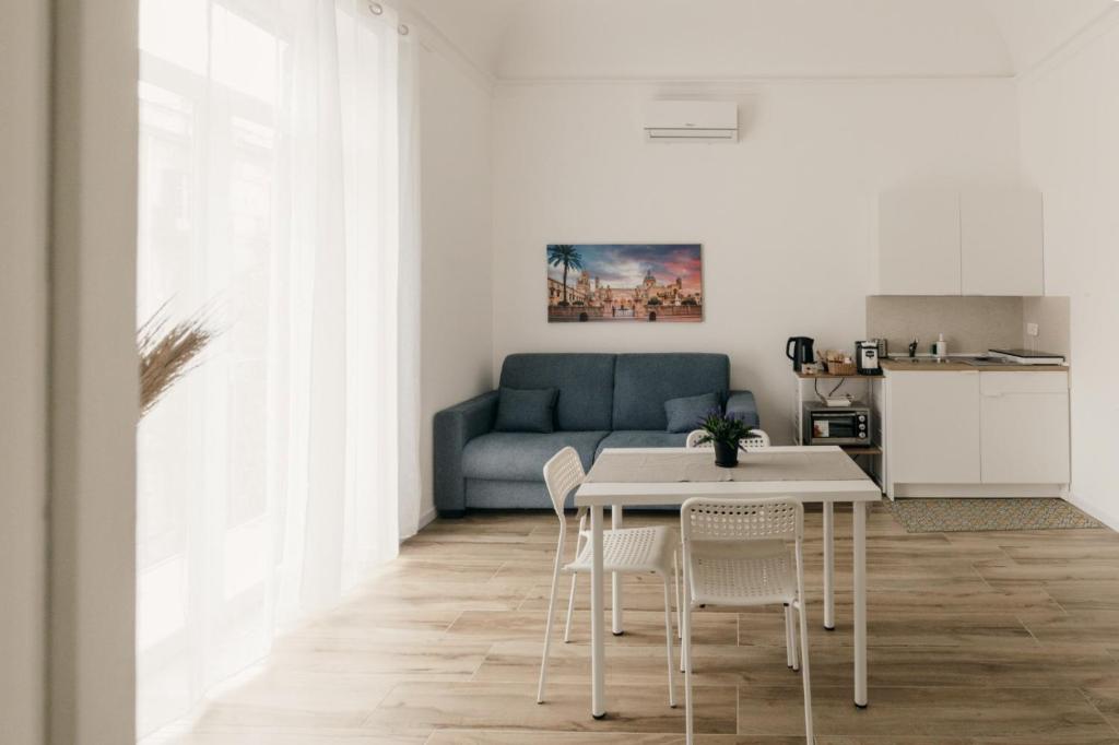 Sofia's Central Apartment Palermo - 10