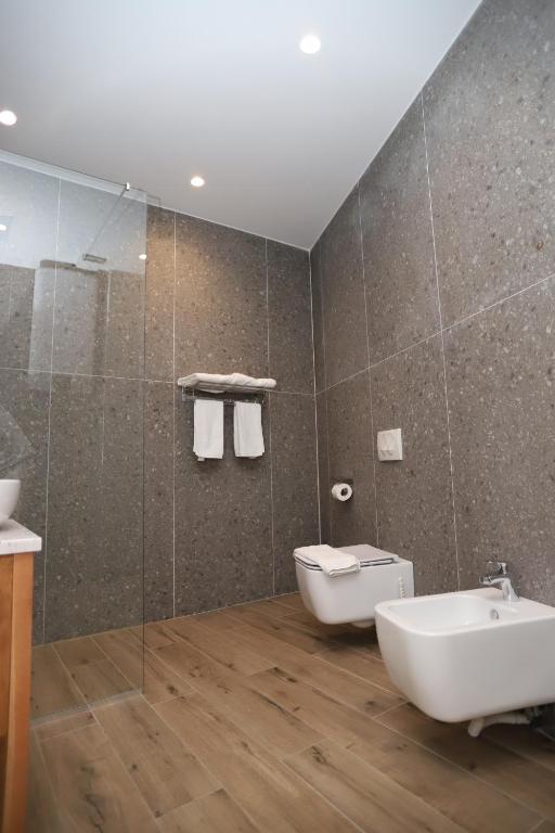 Koupelna v ubytování J&D Rooms Korce