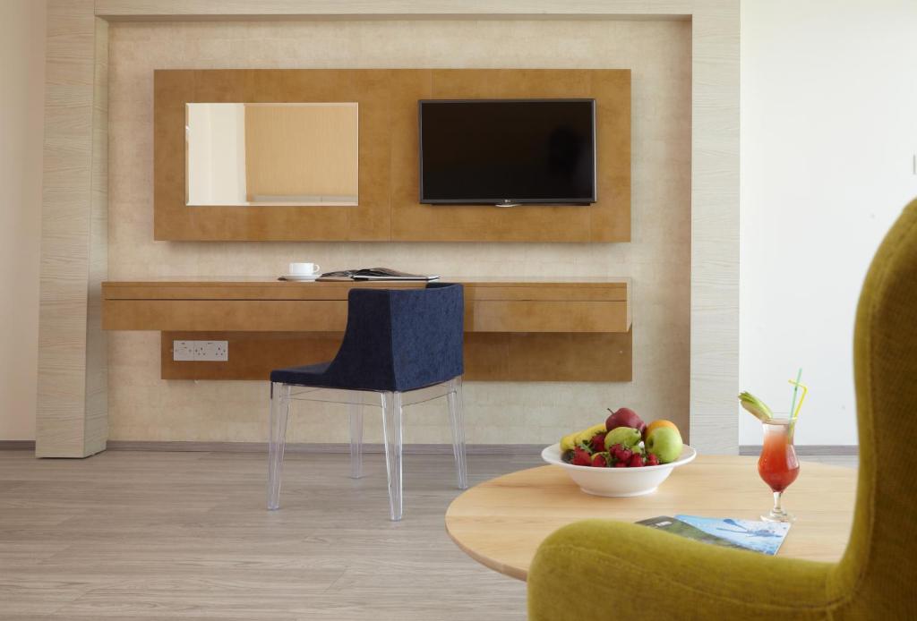 Melpo Antia Hotel & Suites - Camera Doppia O Gemella Con Balcone