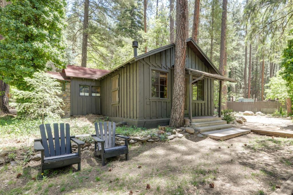 PetFriendly Sedona Gem with Swimming Hole, Munds Park (updated prices