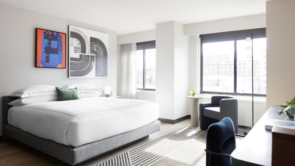 Kimpton Banneker Hotel, an IHG Hotel - King Room - Communications Accessible