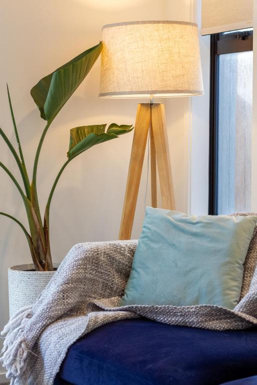 Serenity by the Sea: Coastal Escape1 bed 1 bath - Resim 13