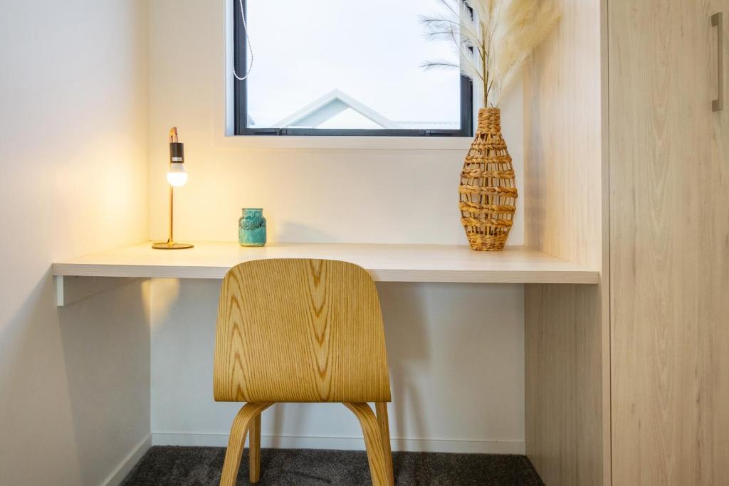 Serenity by the Sea: Coastal Escape1 bed 1 bath - Resim 32