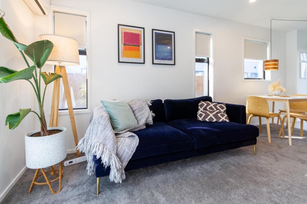 Serenity by the Sea: Coastal Escape1 bed 1 bath - Resim 36