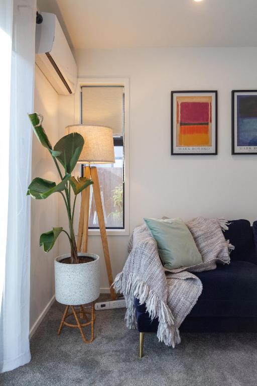 Serenity by the Sea: Coastal Escape1 bed 1 bath - Resim 30