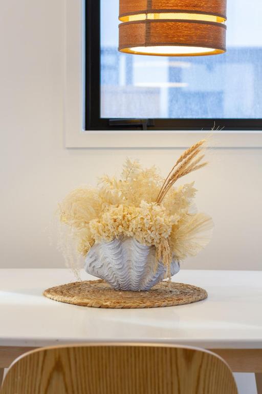 Serenity by the Sea: Coastal Escape1 bed 1 bath - Resim 29