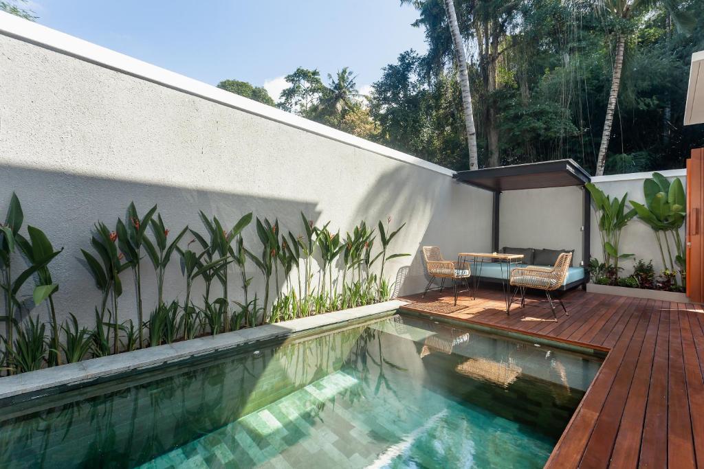 Bazén v ubytování The Ambengan Villas Ubud by Pramana Villas nebo v jeho okolí