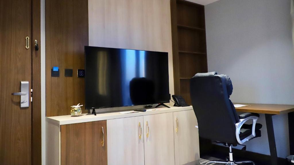 Five Seasons Hotel - Junior Suite