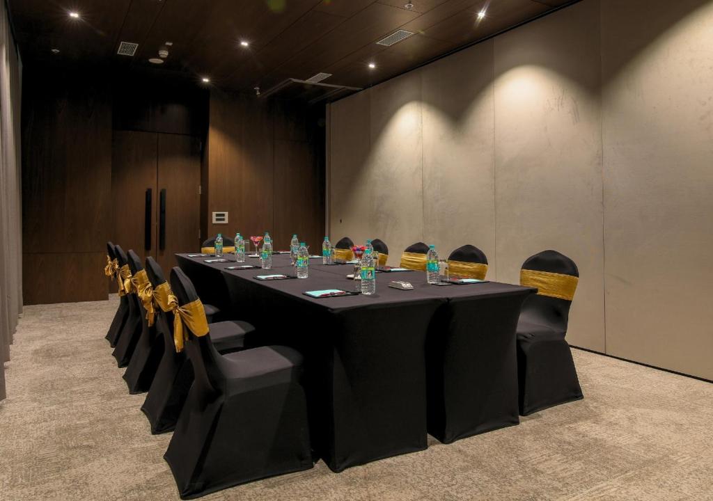 Konferenční prostory v ubytování Essentia Premier Hotel Pune Wakad
