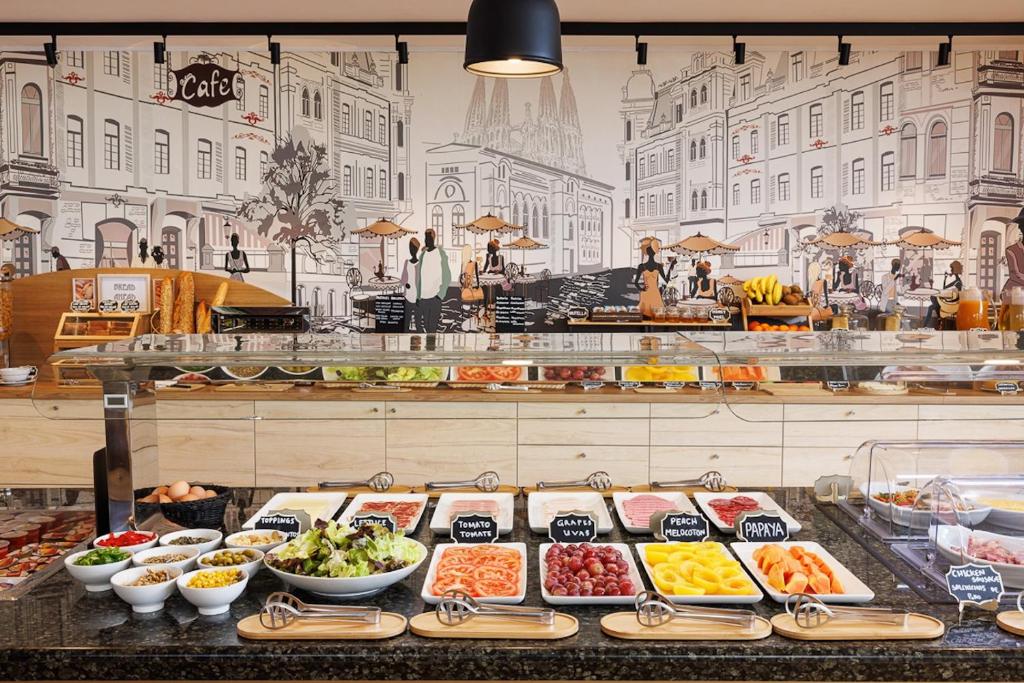 Hotel Ronda Lesseps - Resim 35