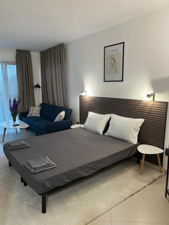 Posezení v ubytování Golf Coast Boutique Studio with sea view