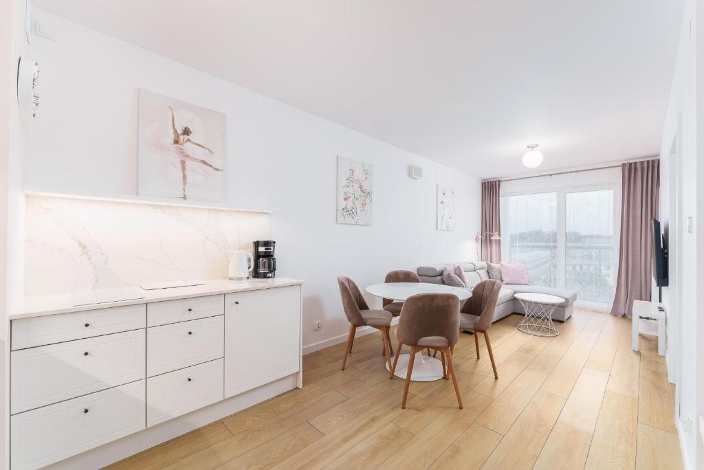 Fotografia z galérie ubytovania FARO Apartamenty Kasprowicza 20 BASEN w cenie SCHWIMMBAD im Preis v destinácii Kołobrzeg