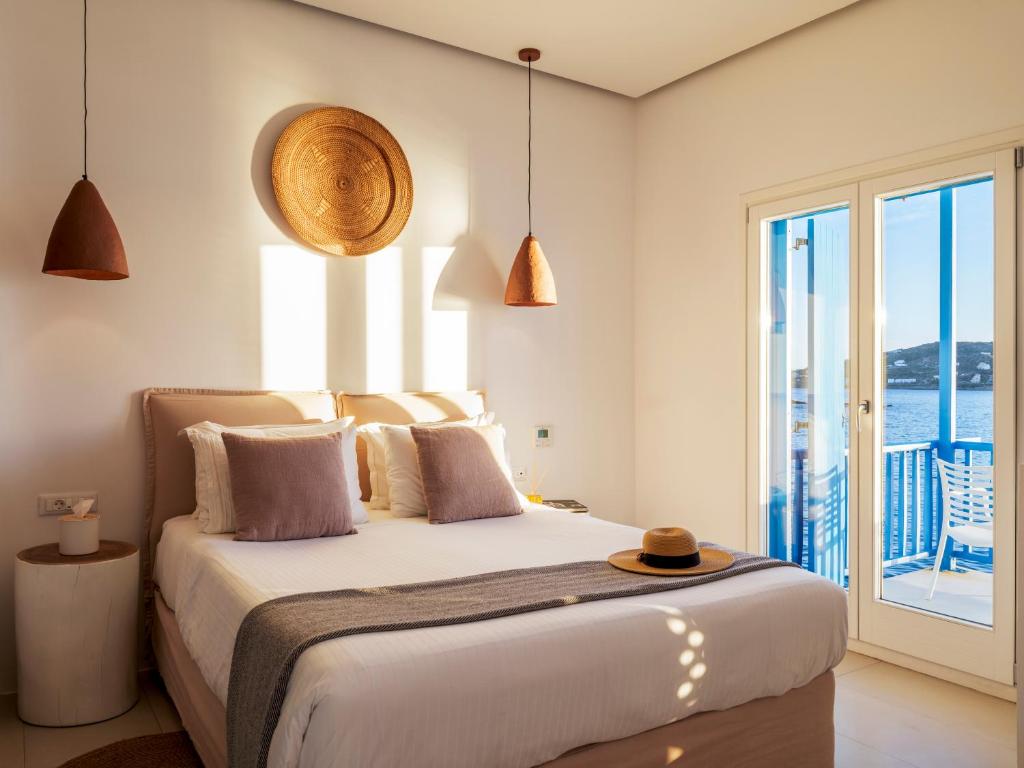 Bluetopia Suites - 14