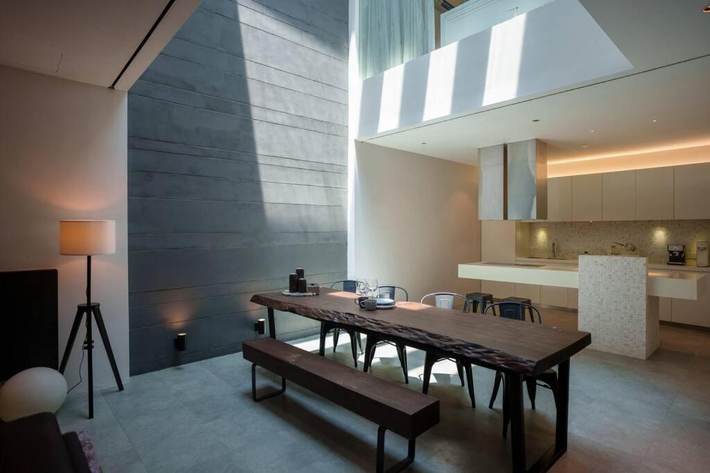 Posezení v ubytování Georgetown Minimalist Elegance 4BR 8Pax