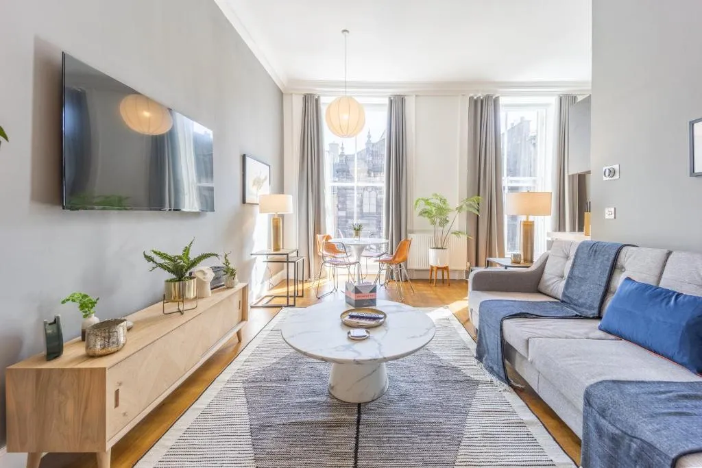 No1 Apartments Edinburgh - George IV Bridge