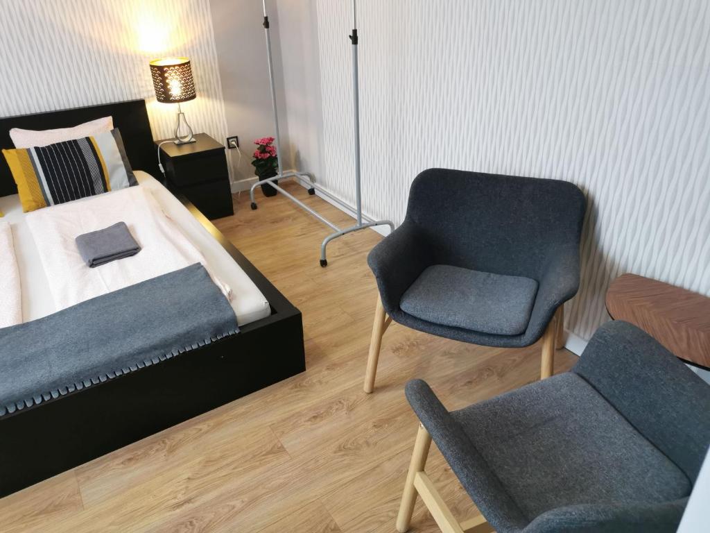 Jackquaters - Budget One-Bedroom Apartment With Garden View