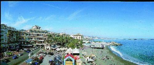 Hotel Mediterranee - Resim 16