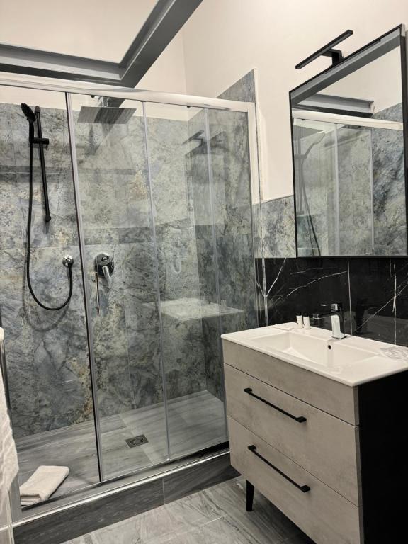 La Finestra su San Lorenzo - Resim 6