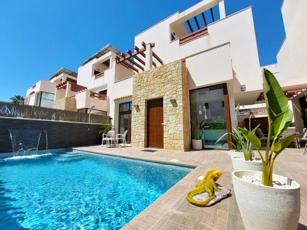 Gallery image of Casa Lagunas - Luxury Villa in Ciudad Quesada in Rojales