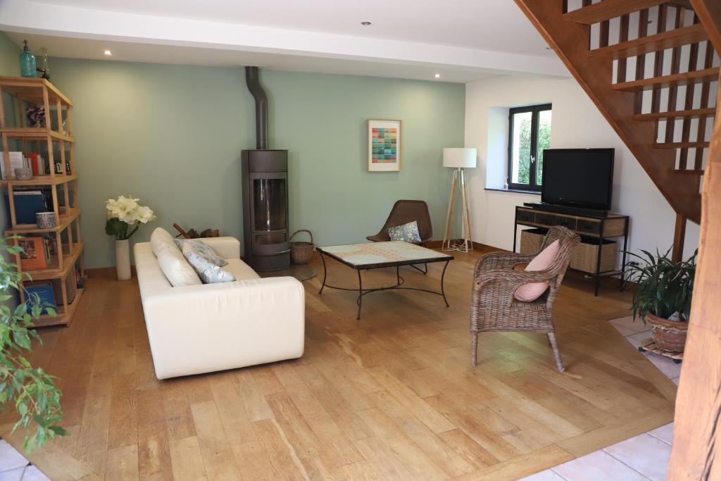La Grange du Tôt - Four-Bedroom House