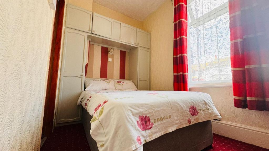 Delamere Hotel - Resim 15