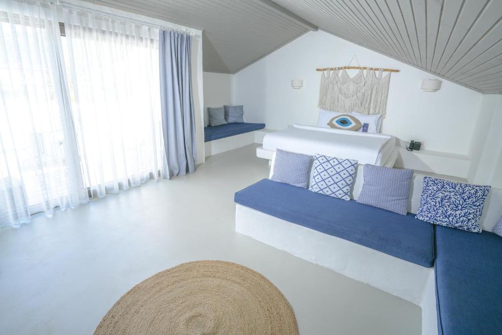 Kassandra Oludeniz - 14