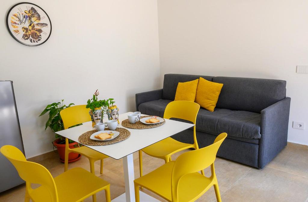 Posedenie v ubytovaní Le 3 Rose apartments