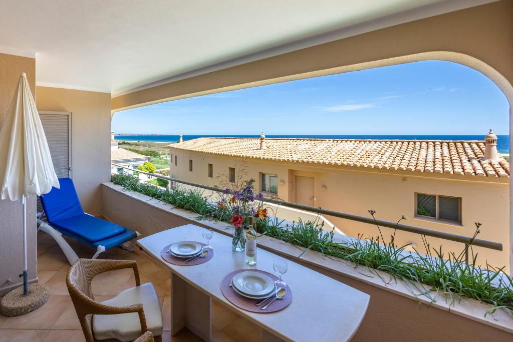 Vila Palmeira Beach Resort - 1