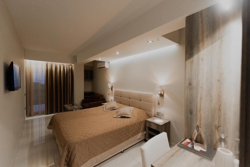 AKRON Luxury Holidays - 3