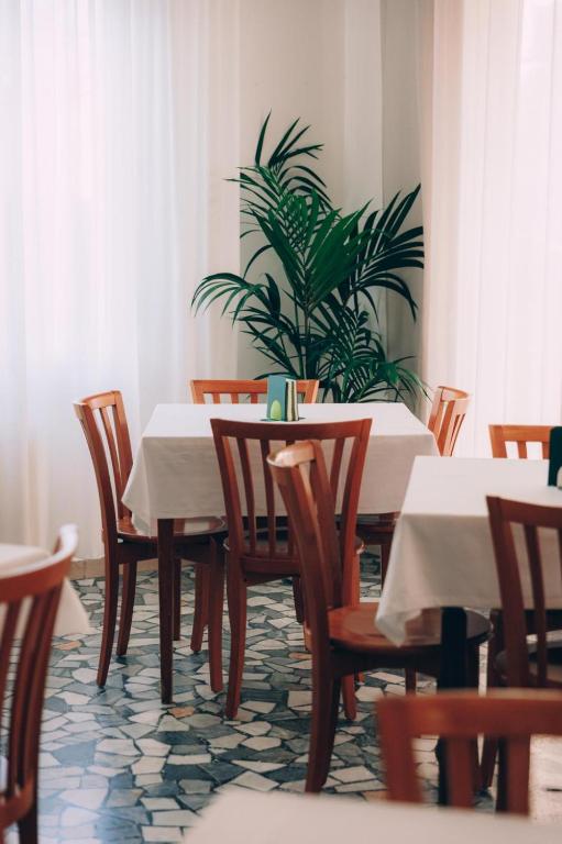 Restaurace v ubytování Hotel Enna Rimini