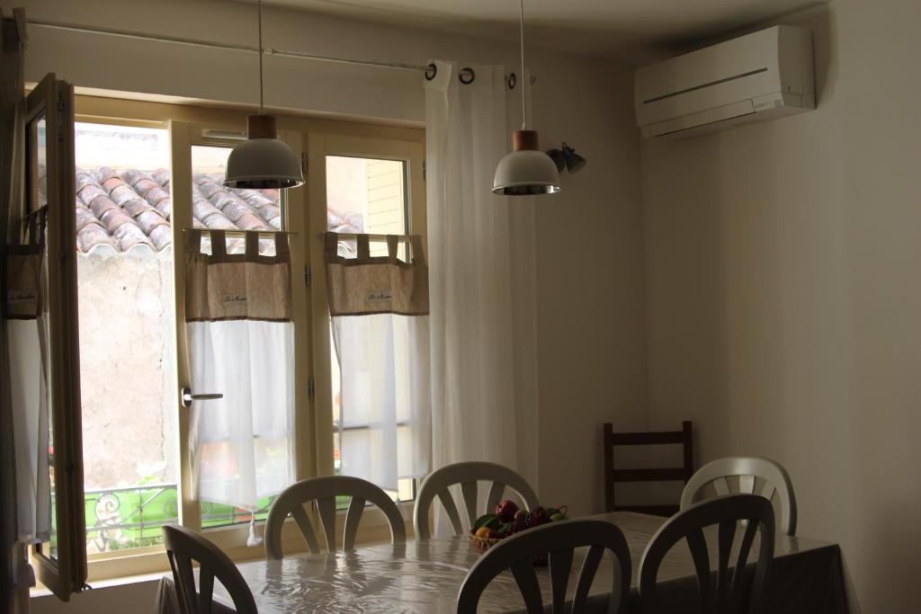 Lourecantou - Two-Bedroom House