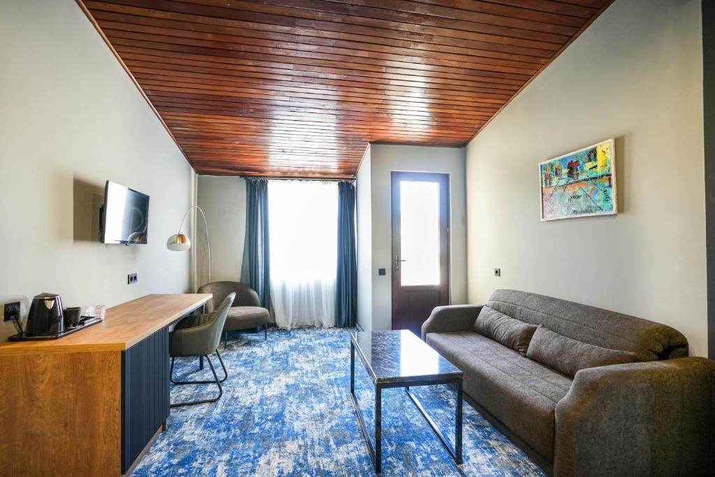 Posezení v ubytování Hotel Splendid Tbilisi