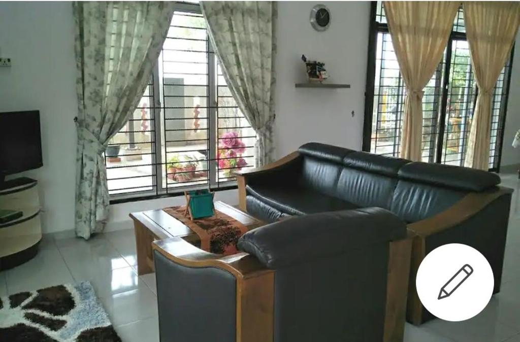Χώρος καθιστικού στο Homely Home