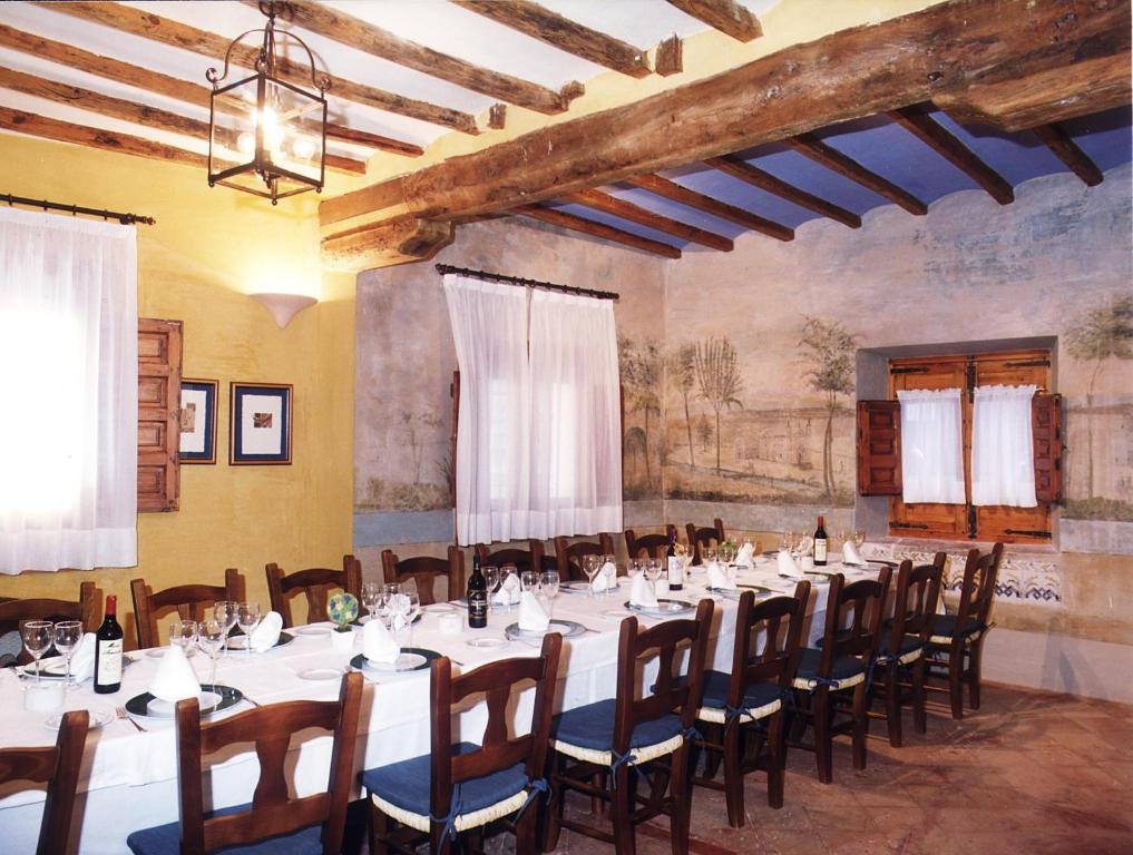 Restaurant o un lloc per menjar a Hospederia Meson de la Dolores