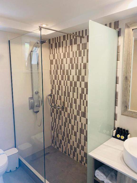 AKRON Luxury Holidays - 7