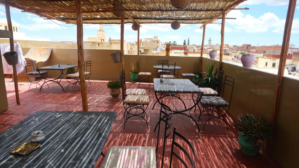 Balkón nebo terasa v ubytování Dar Merzouga Meknes