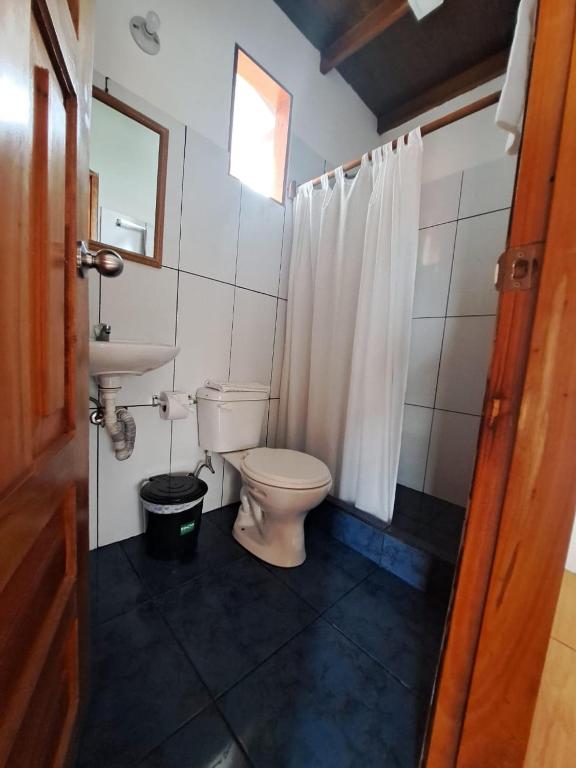 Koupelna v ubytování HOSTAL TERO REAL