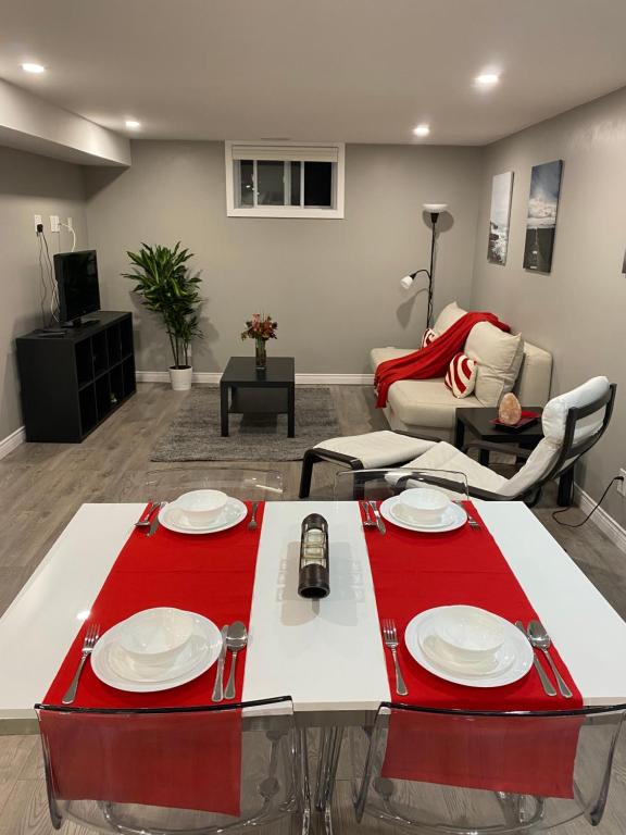 Brand new apartment with private entrance and patio, Guelph (updated prices 2024)