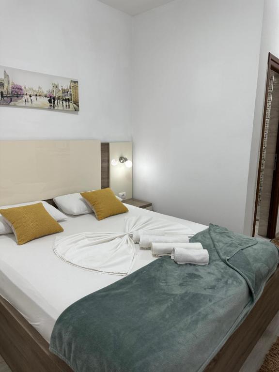 Postel nebo postele na pokoji v ubytování Apartments Amar