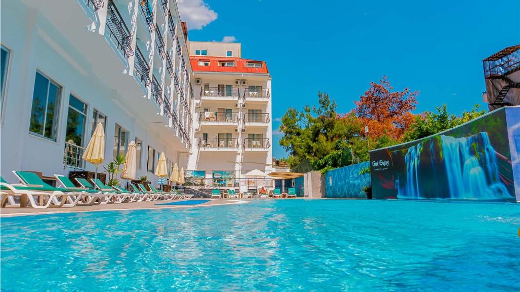 Bazén v ubytování Get Enjoy Hotels nebo v jeho okolí