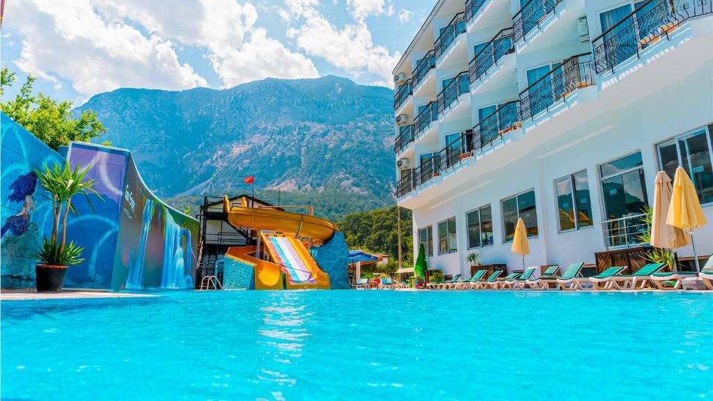 Bazén v ubytování Get Enjoy Hotels nebo v jeho okolí