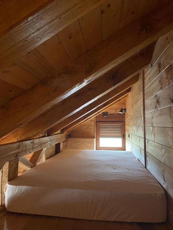 Postel nebo postele na pokoji v ubytování Apartmani 1490
