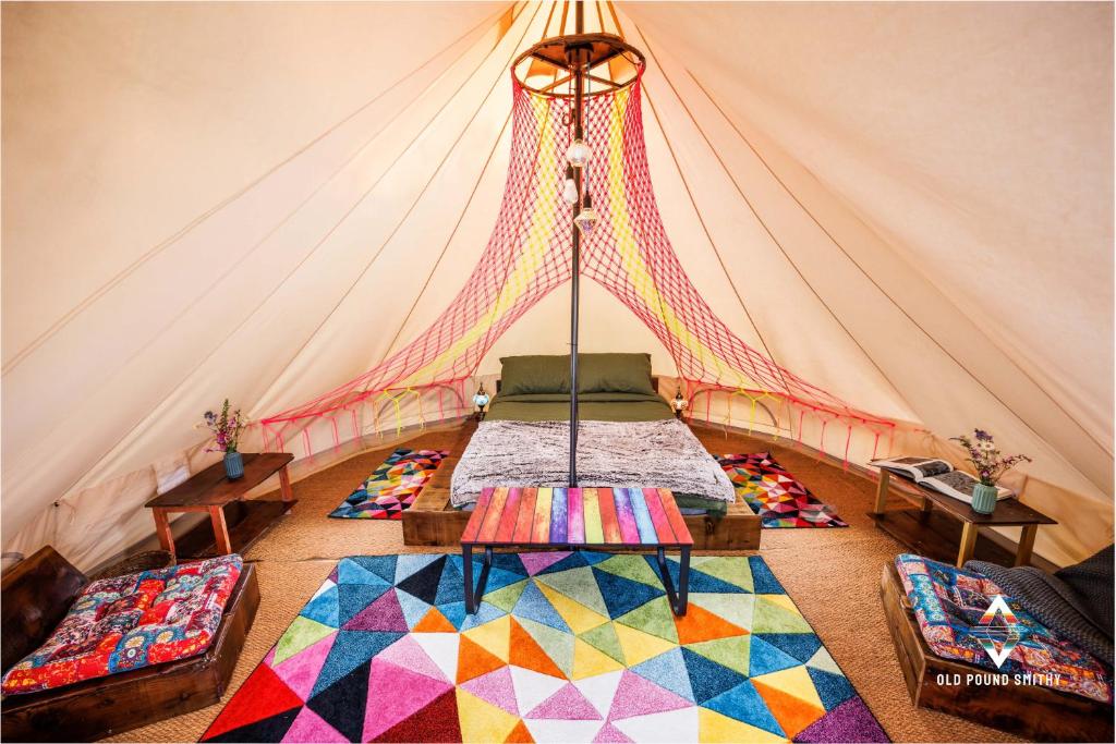 Old Pound Smithy - Tent