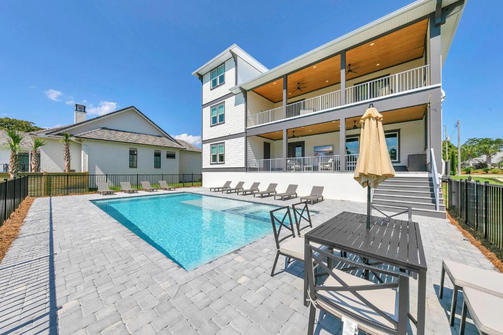 Rising Tide, Destin (updated prices 2025)