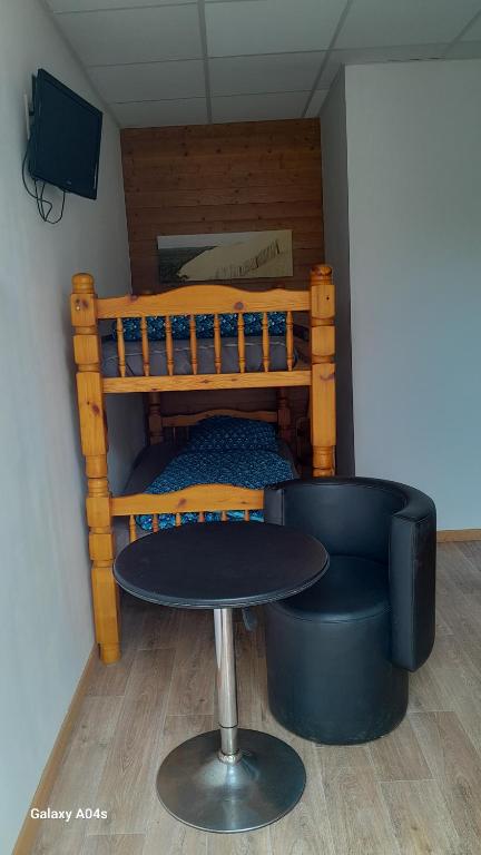 Le Domaine - Family Room