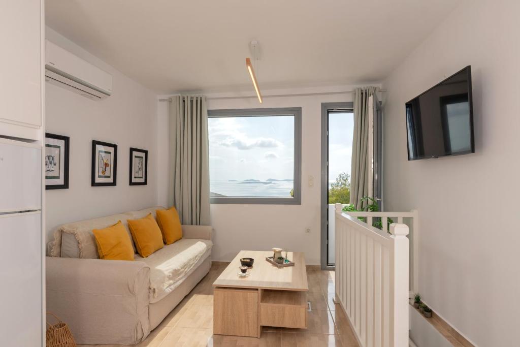 TV a/nebo společenská místnost v ubytování Cozy Residence